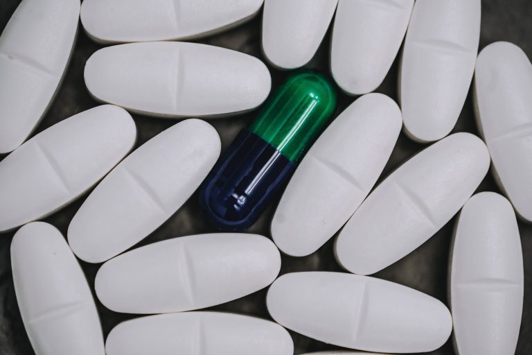 【召集人專欄】 The pharmacovigilance system (Liang-Ni Wu)